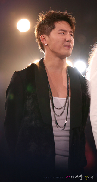 MKMF 2008 - JUNSU tearing up T.T