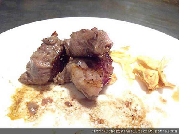 IMG_1046.JPG IMG_1046.JPG