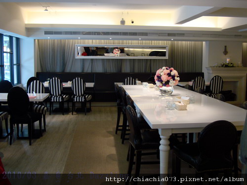 台北 Dazzling Cafe 內景1.jpg 台北 Dazzling Cafe 內景1.jpg