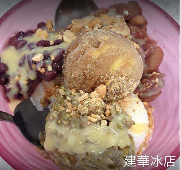 1239924_679258492085092_205656445_n