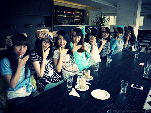 301527_10150269342338406_2853581_n.jpg_effected