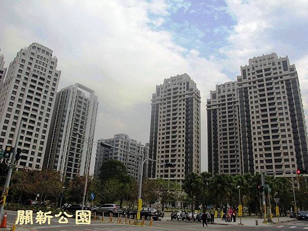 j10關新(日光)公園 j10關新(日光)公園