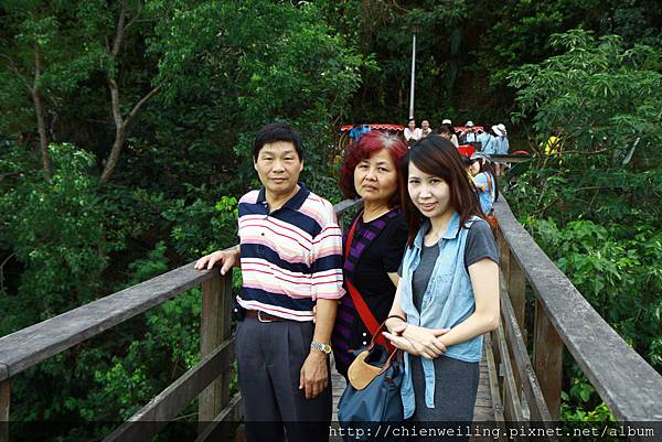 IMG_1588.JPG IMG_1588.JPG