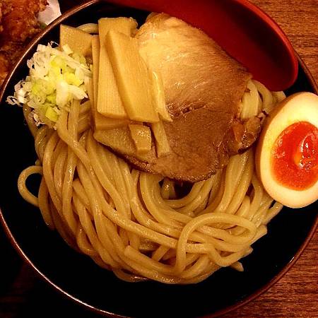 LINEcamera_share_2013-10-01-17-01-14