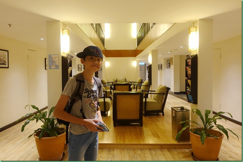 20170404_01 早起出發前往機場 002s