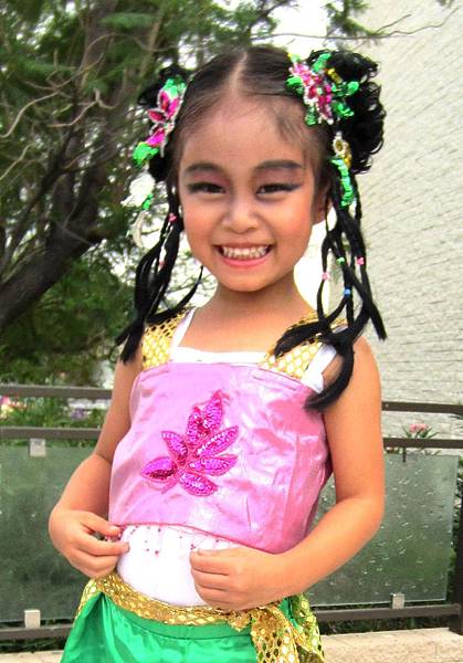 71014AnyaDance 03300