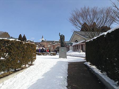 0210-0714.jpg 0210-0714.jpg