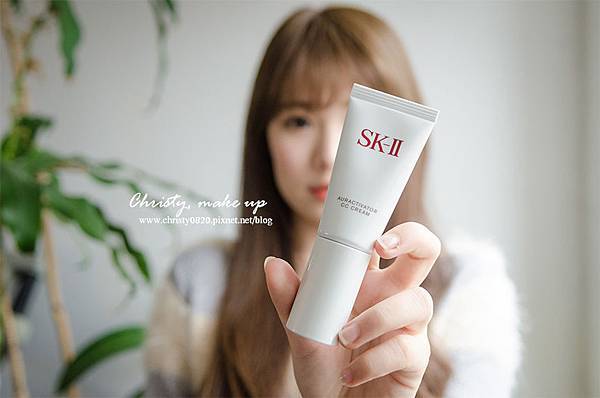 【美妝】2015美白新概念!鑽白光感裸肌就靠它。SK-II 光感煥白CC霜♥