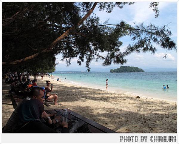 u罗汉中文漫画多香子,大连发现王国跳楼机出事