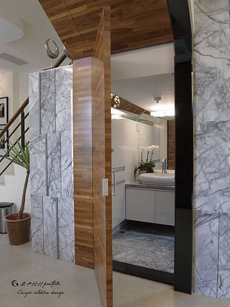 隱藏門設計壁面裝潢估價 隱藏門設計壁面裝潢估價