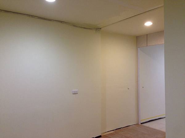 大墩監工日誌 油漆水電4