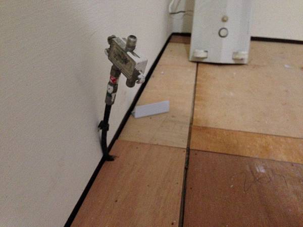 大墩監工日誌 油漆水電8