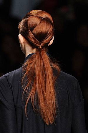 Fendi+Fall+2014+Details+19lBSMgOzOvl