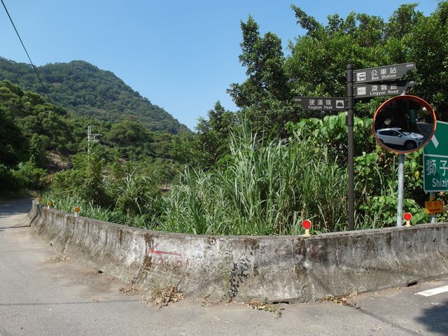 鷹嘴峰、尖山 (21).JPG