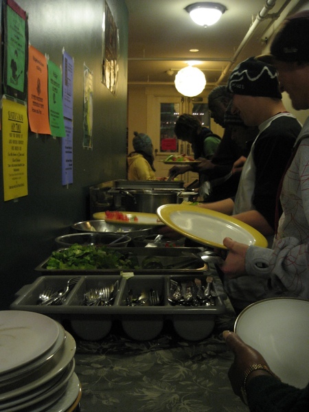 Free Dinner on Tuesdays, Thursdays & Sundays!