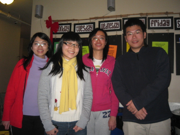 大家都是從台灣來美國唸書的.分屬WSU, SFSU, UC Irvine以及USC