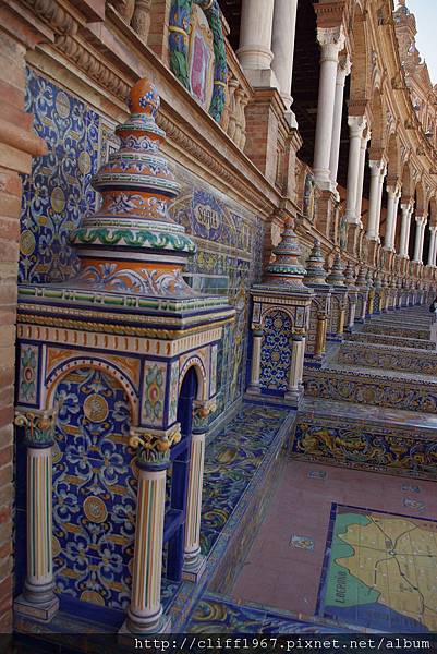 西班牙廣場--無比精采的磁磚畫