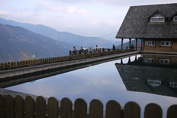 P1020259-fix.jpg P1020259-fix.jpg