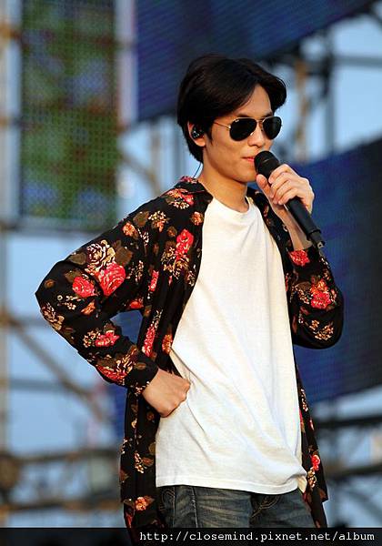 IMG_0070.JPG IMG_0070.JPG