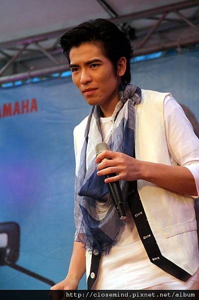 IMG_0389.JPG IMG_0389.JPG