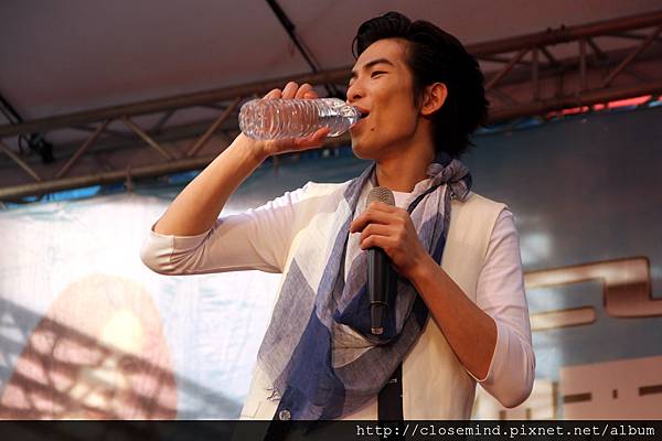 IMG_0679.JPG IMG_0679.JPG