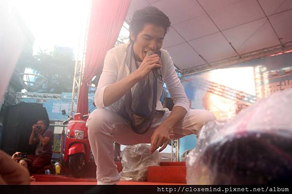 IMG_0744.JPG IMG_0744.JPG