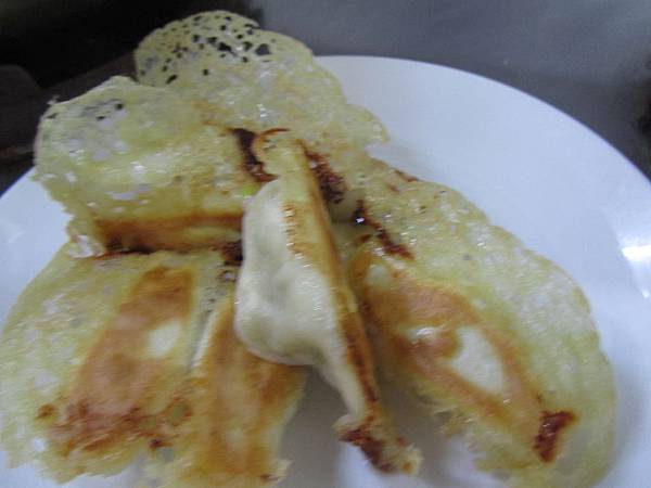 韭菜鍋貼 韭菜鍋貼