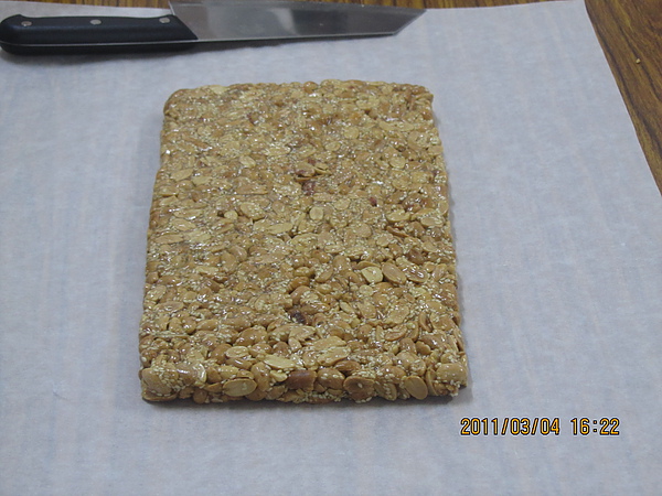 花生芝麻酥糖 花生芝麻酥糖