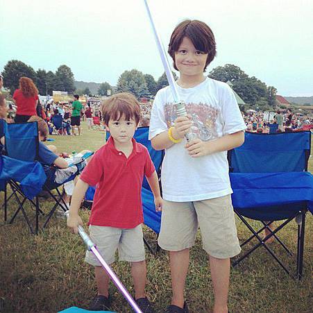 486623_3988521544675_977526658_n