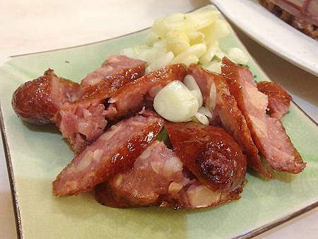 576214_4527408747436_1932507766_n