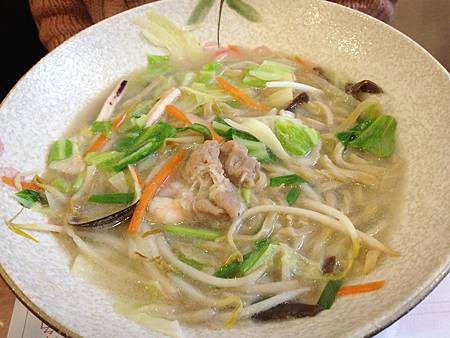 405527_3457817728329_2033004762_n