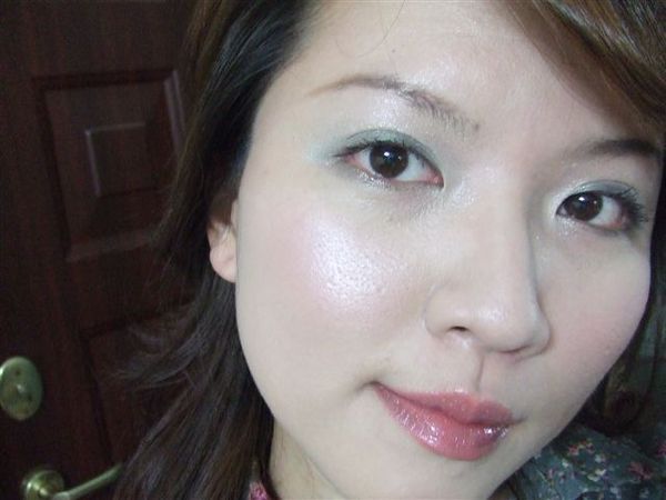 【彩妝】LUNASOL綠帶出的春妝