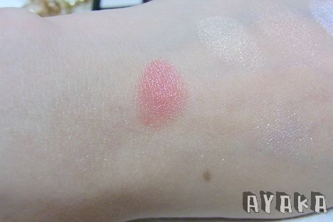 【彩妝】絕美光澤~2010心機春妝~睛亮光采眼影PK766、恆色誘唇膏RD306試色 - 第14張圖 下一張(熱鍵:c)