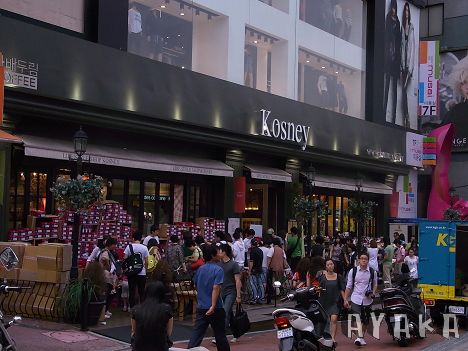 【韓國行】DAY2~梨大買衣服/吃辣雞/再回東大門買買買(下篇) - 第7張圖 下一張(熱鍵:c)