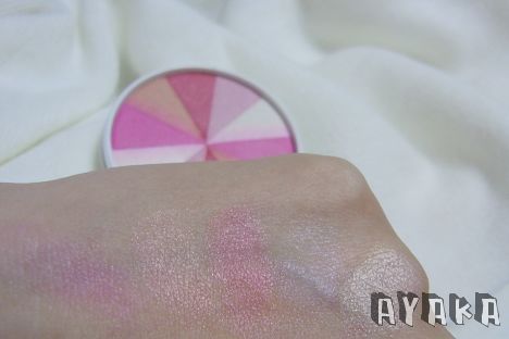 【彩妝】 smashbox 春季限量彩妝-Heartbreaker挑逗甜心系列 - 第15張圖 下一張(熱鍵:c)