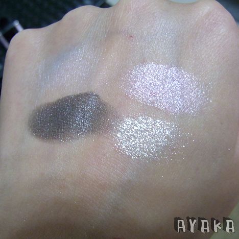 【彩妝】愛狠大!!感冒中畫的雪白LUNASOL聖誕彩盤(補完) - 第14張圖 下一張(熱鍵:c)