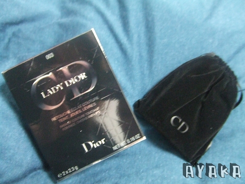 【彩妝】久等了~絕對經典Lady Dior迷你黛妃妍彩包心得 - 第3張圖 下一張(熱鍵:c)