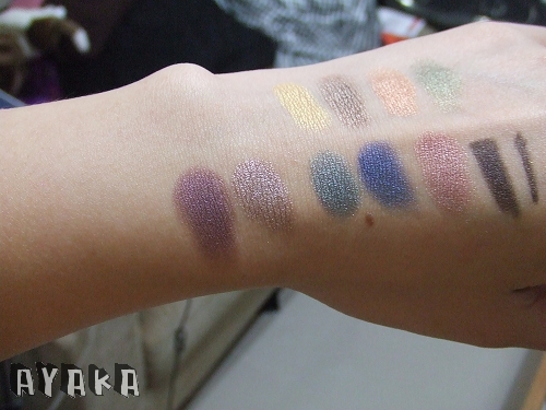 【心得】植村秀限量版Mika專業刷具組/花舞晶伶眼彩盤 - 第35張圖 下一張(熱鍵:c)