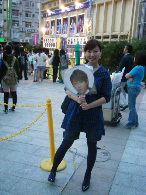 【穿搭】NET試衣間~秋裝幾款試穿心得~ - 第32張圖 下一張(熱鍵:c)