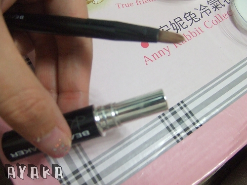 【底妝】KEVIN樂活系列 ~零負擔。礦物蜜粉底心得(先放圖哦)