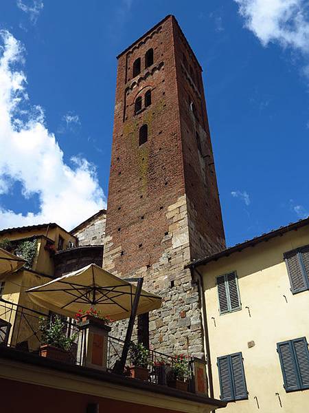 lucca b3