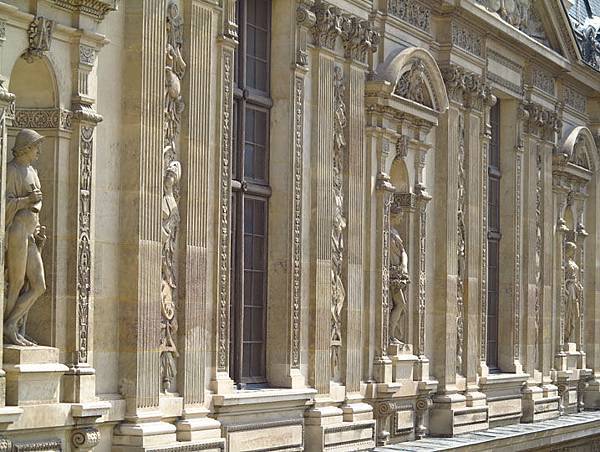 Louvre a9.JPG