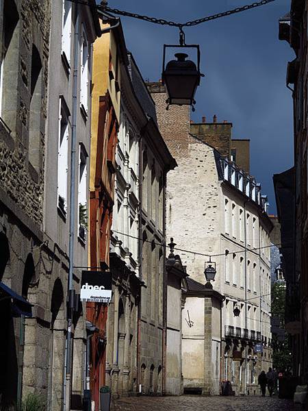 Rennes a8.JPG