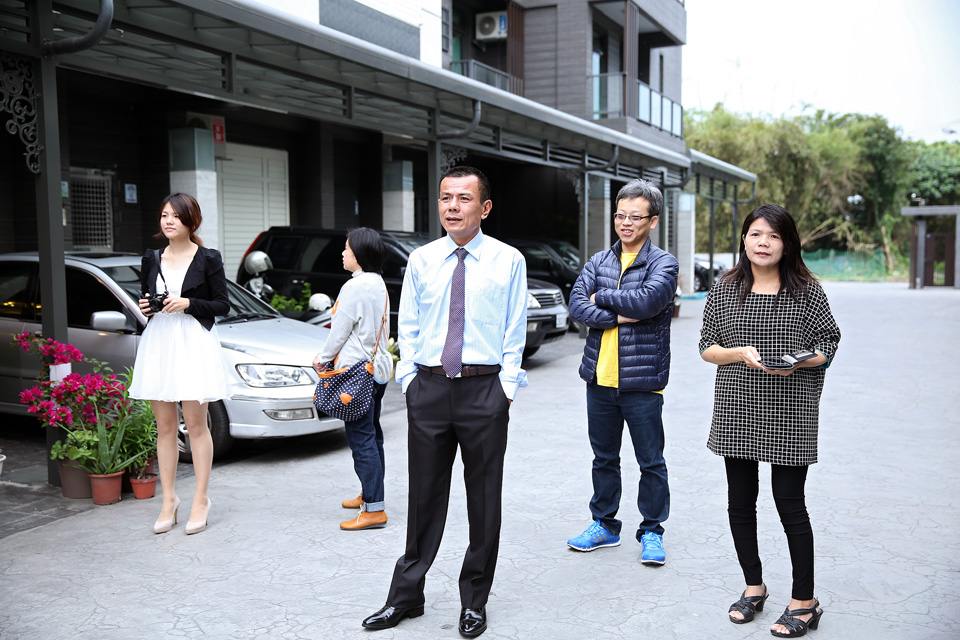 a_IMG_0123.png a_IMG_0123.png