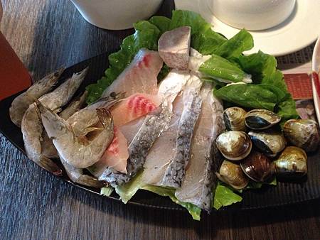 "台南大遠百" 香草工坊-檸檬香茅火鍋 01f85905cf07d2b73efc81f6adf95b3557455ecc81