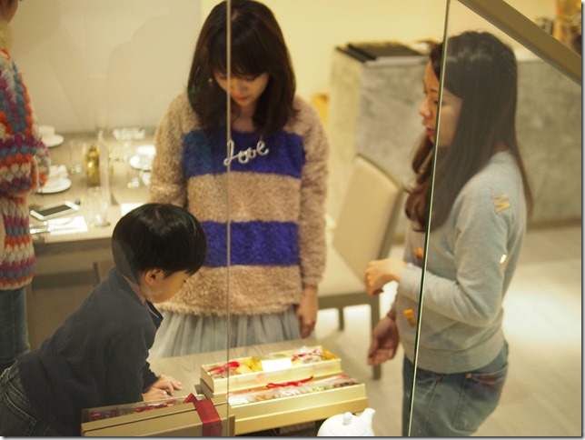 PC280582 PC280582