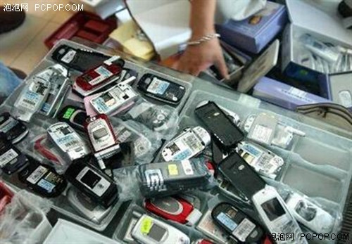 山寨熱的背後.jpg 山寨熱的背後.jpg