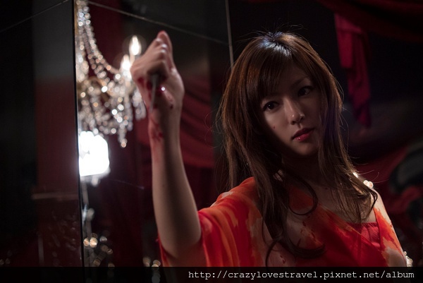 roommate1