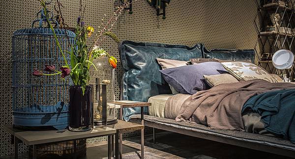 88913943-115A-49D8-A35F-AF3B71C9D883 88913943-115A-49D8-A35F-AF3B71C9D883