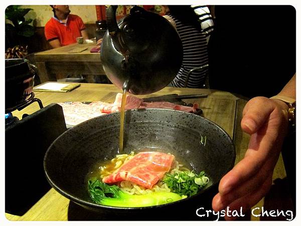 【台北美食推薦】遇月全 好高等級的牛肉麵 套餐取名好醋咪 澳洲火箭果然好厲害推薦!!(市政府站 台北美食)